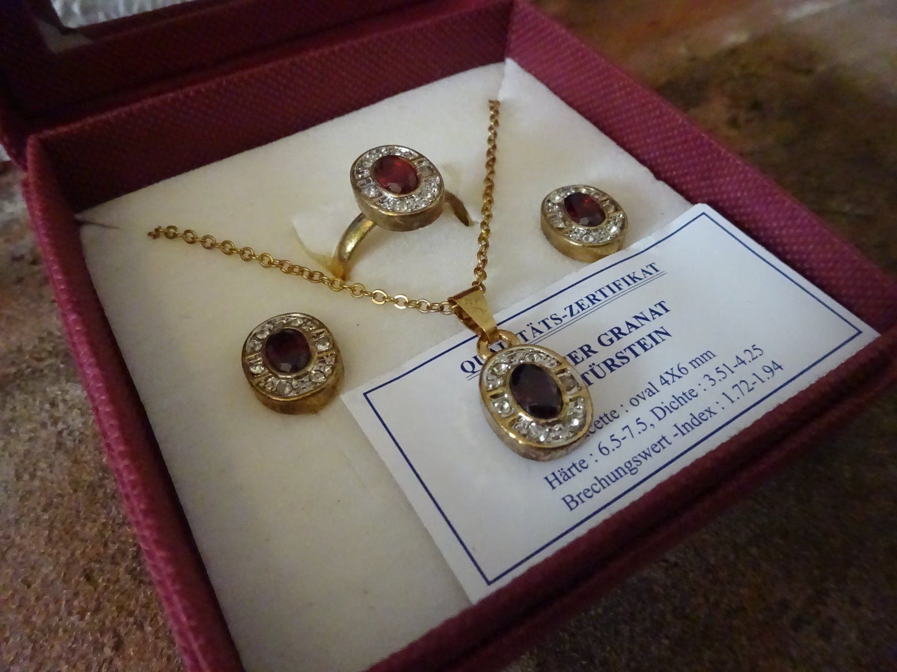 Sonstiger Schmuck: Granat Set / mit Zertifikat – Gebraucht aus Esslingen von FetteSchnecke 2