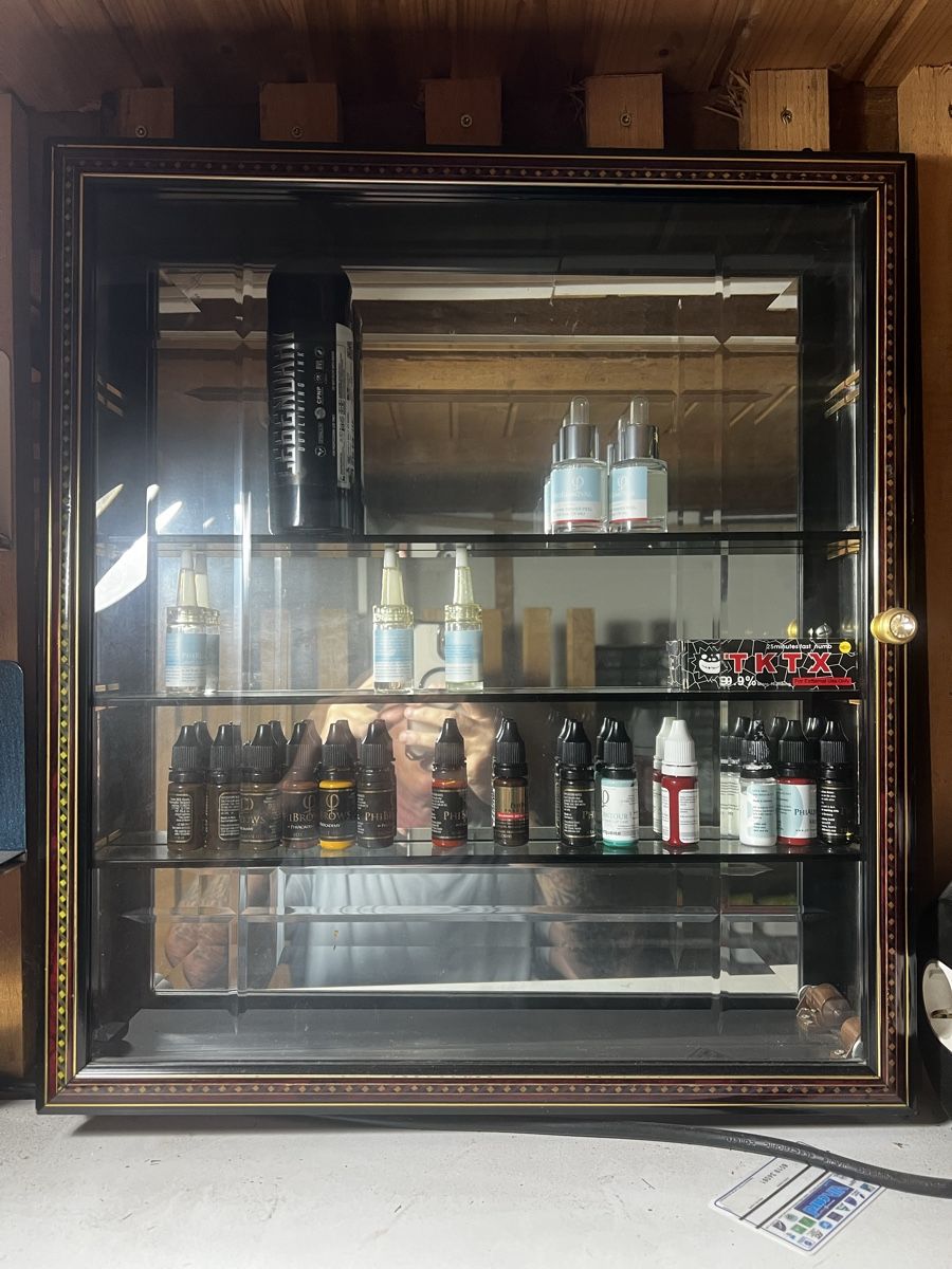 Vetrine: Vitrine  – Usato da Reinach BL venduto da PAT-Jabar 2