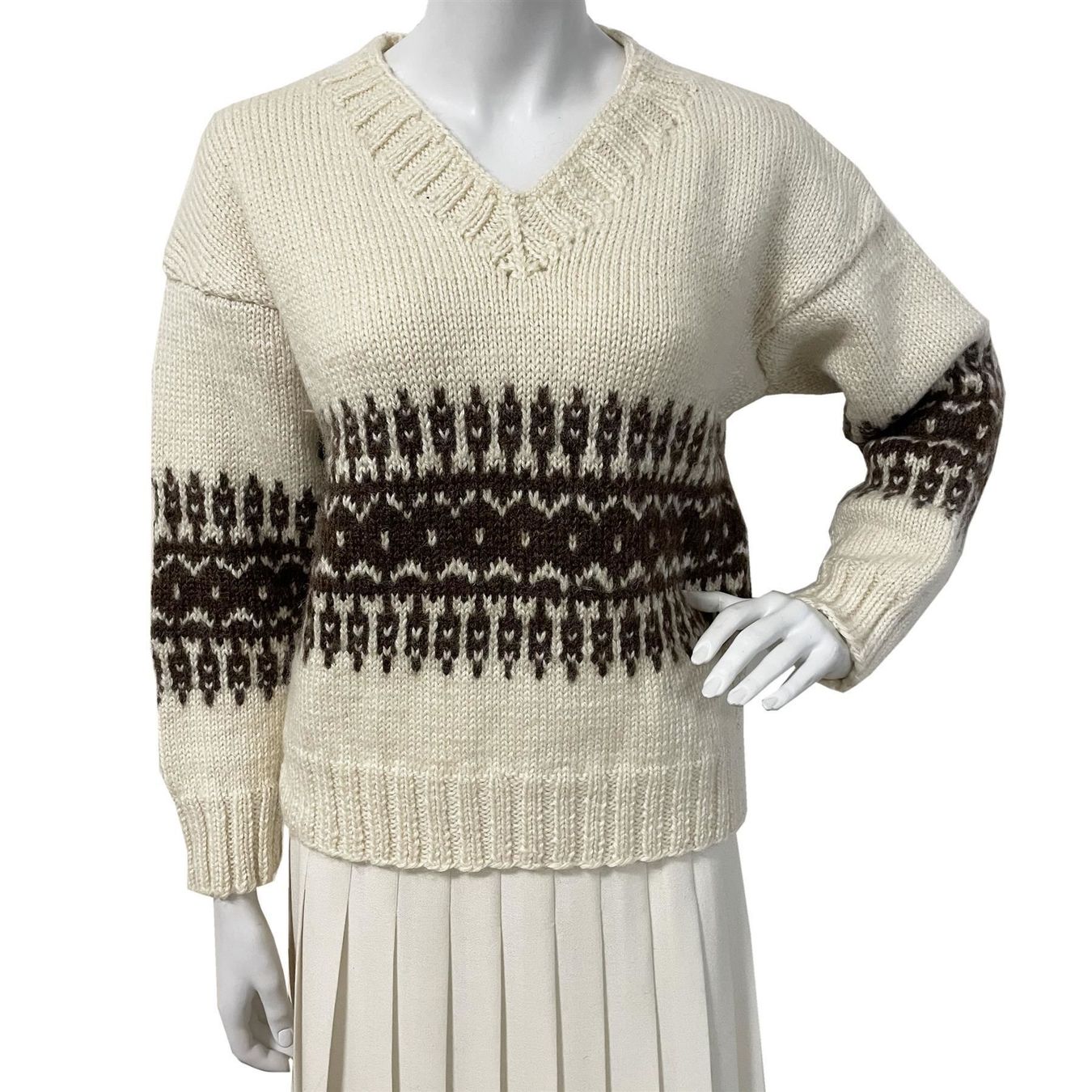 Pullover & Sweatshirts: Pullover Skipullover GR. S/M/L VINTAGE19 70s handgestrickt – Gebraucht aus Brüttisellen von Buxus 1