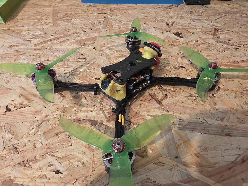 TBS RC Kits de montage: 5inch Fpv Racer – D'occasion à Hessigkofen par Bschmt