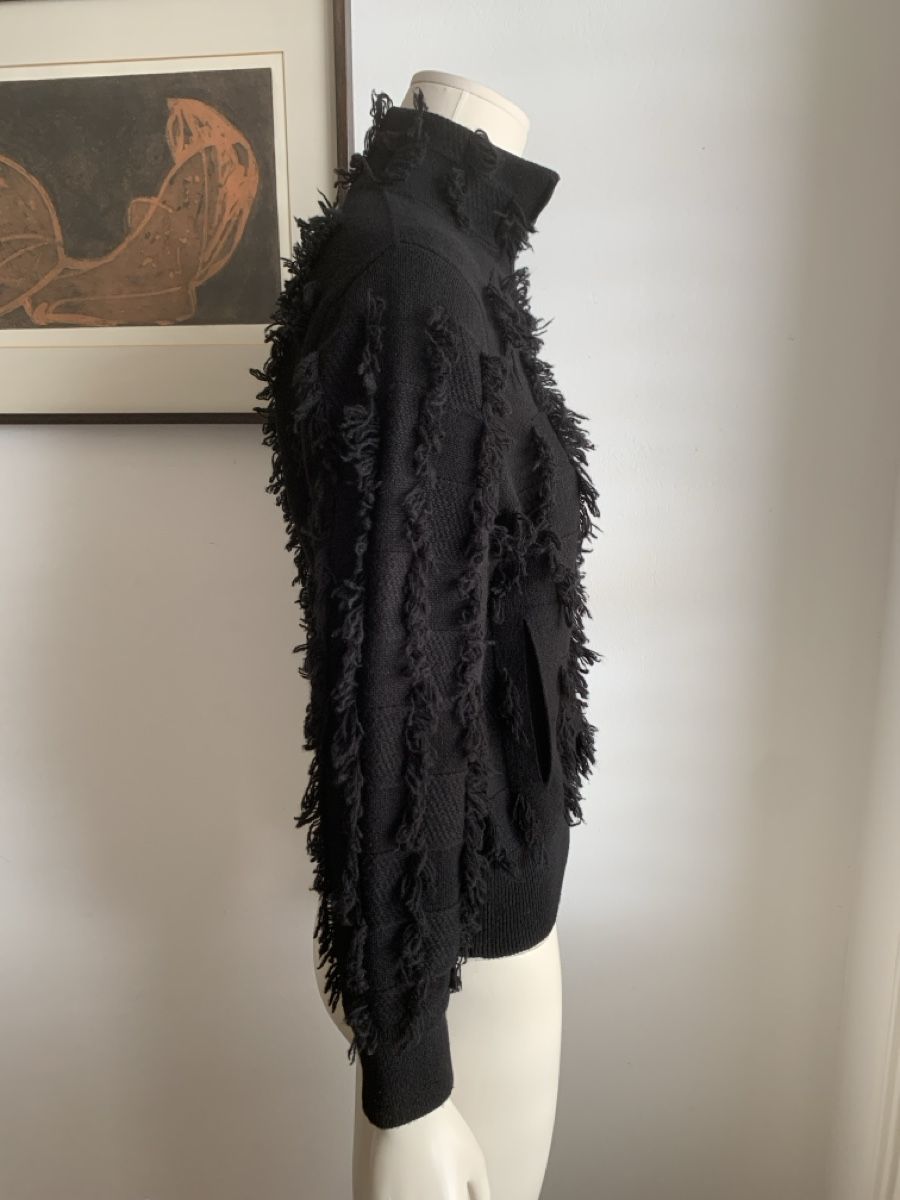 Akris Giacche: AKRIS: Exklusive schwarze Kaschmir-Jacke mit Fransen, 36 – Usato da Luzern venduto da designluzern 1