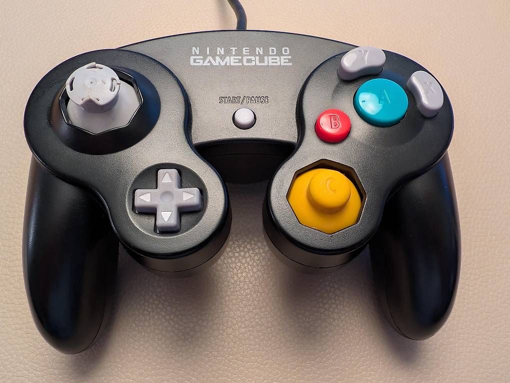 Nintendo Konsolen: Gamecube inkl Controller, Speicherkarte und 2 Spiele – Gebraucht aus Zürich von xwCT0kQjfaB 1