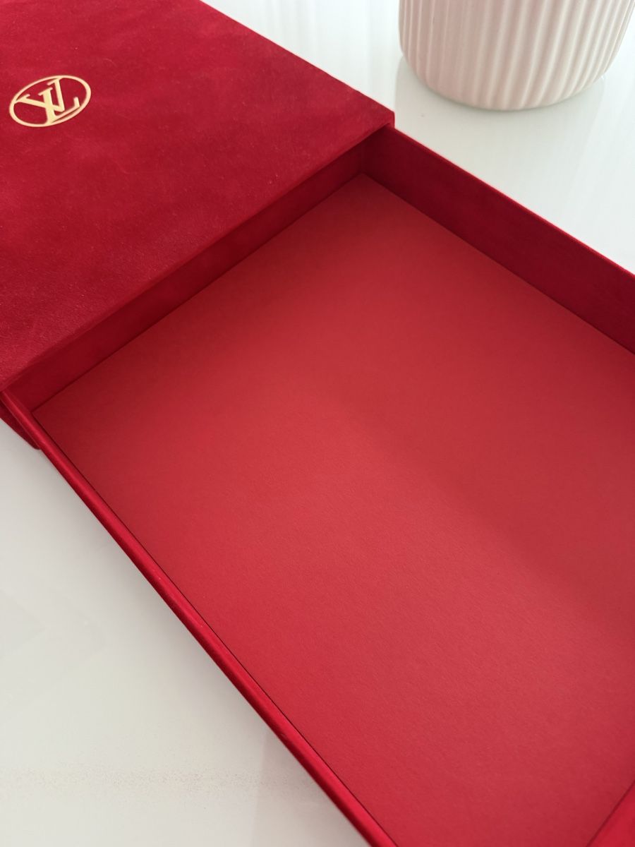 Altro in Decorazioni & Accessori: Louis vuitton box – Nuovo e nell'imballaggio originale da Fahrweid venduto da Stellar_times 2