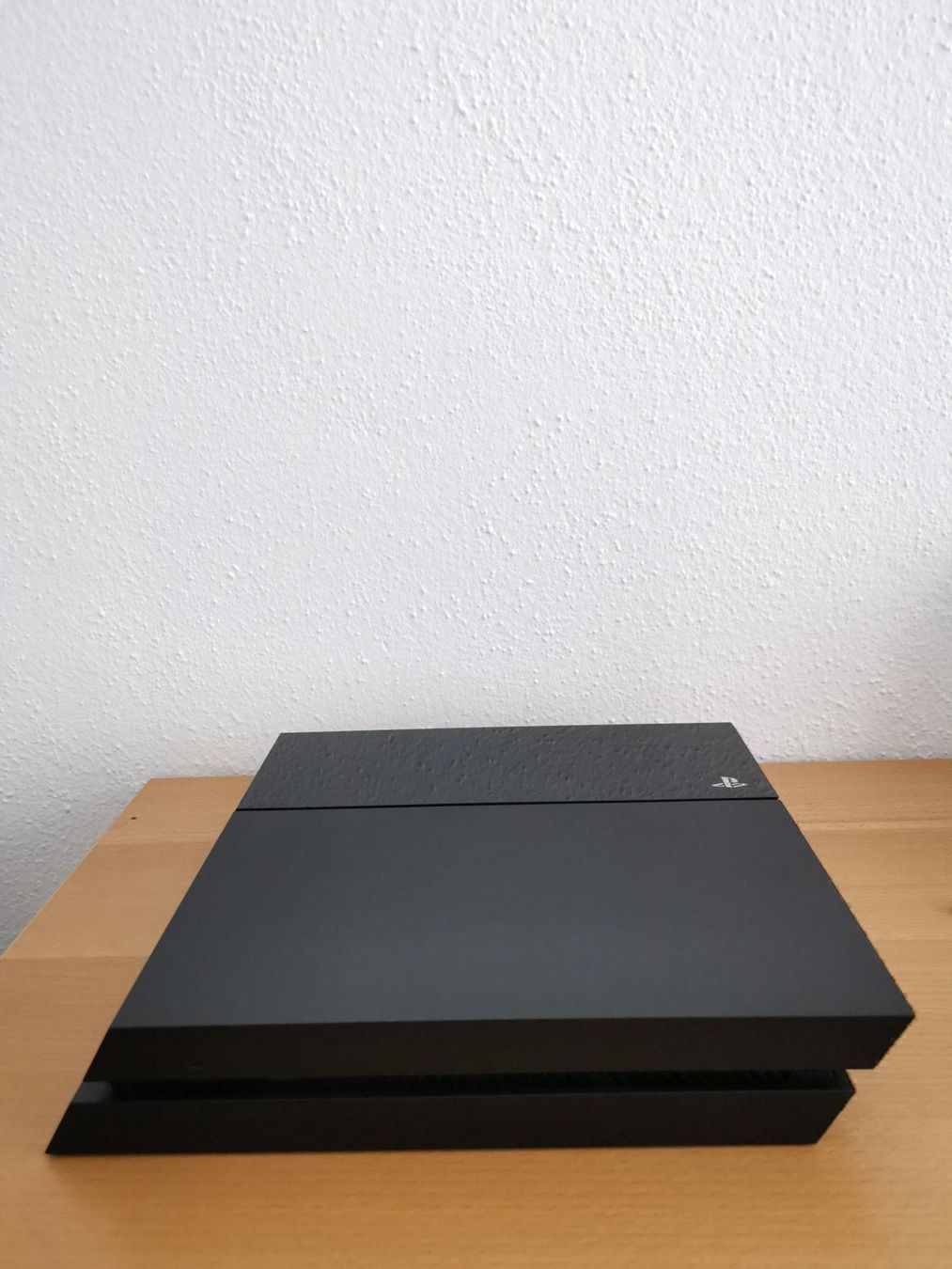 Sony Console: PS4 500 GB SCHWARZ – Usato da Schaffhausen venduto da _ALEJNA_ 2