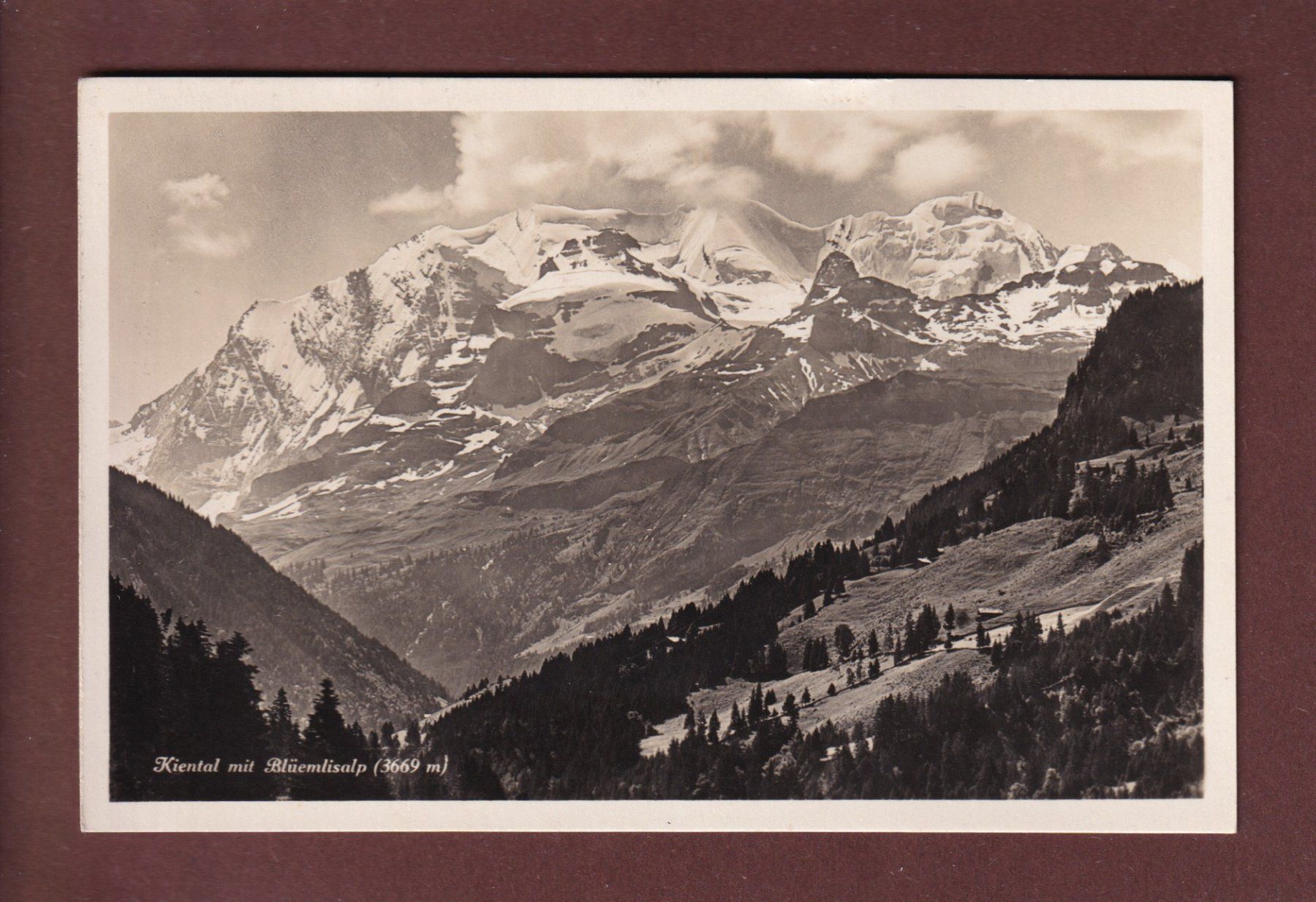 Cartoline postali: KIENTAL mit Blümlisalp - 1927 – Usato da Pully venduto da nicecards