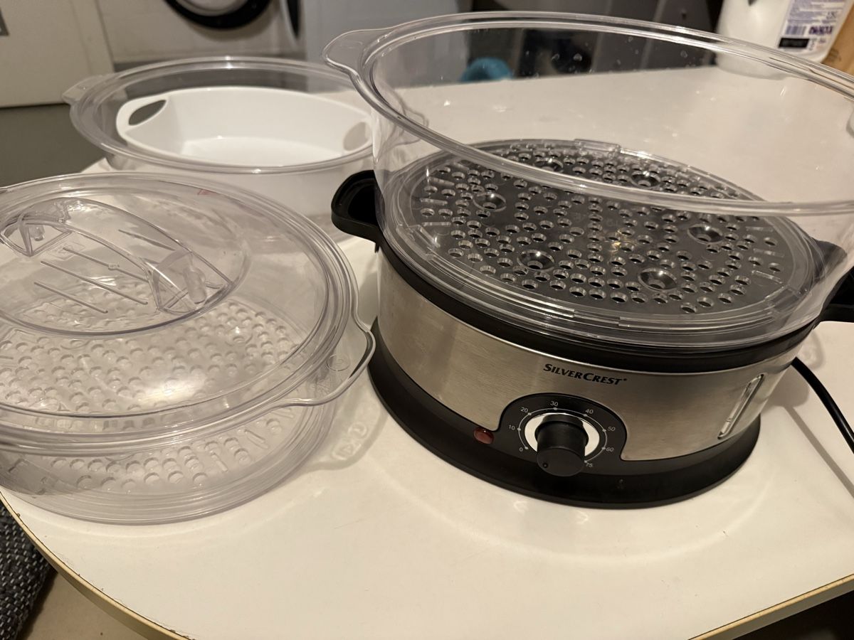 SilverCrest Elettrodomestici da cucina: Silvercrest Dampfgarer - Gesunde Küche – Usato da Thun venduto da Vesna27 2