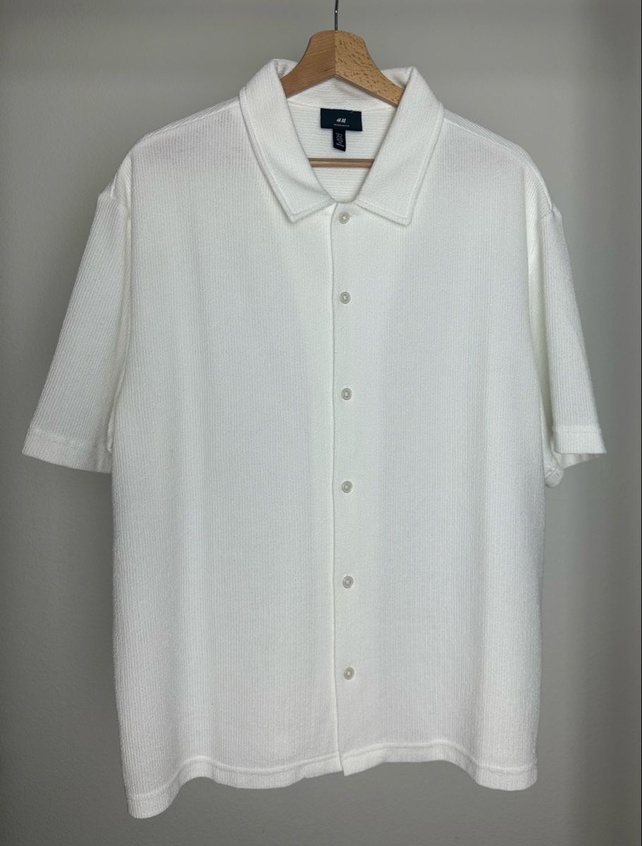 H&M Camicie: Sommer-Herrenhemd Regular fit (XL) – Nuovo (secondo la descrizione) da Benken SG venduto da SecondTreasure