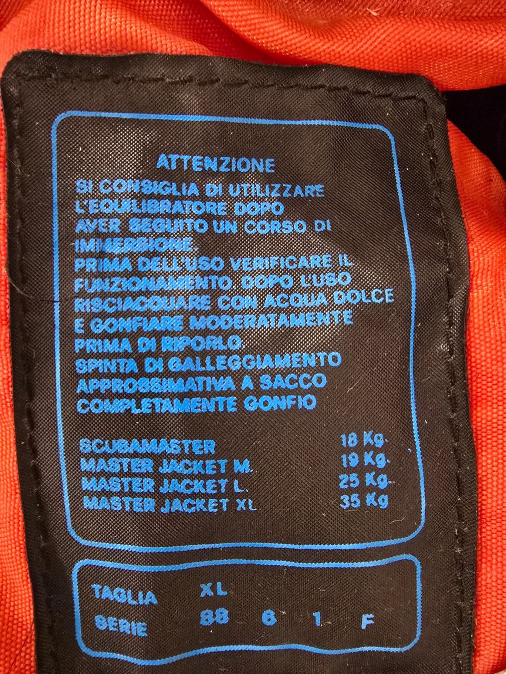 Bouteilles de plongée: Scubapro Doppel-Tauchflaschen + Master Jacket – D'occasion à Bürglen TG par 7weiss 3