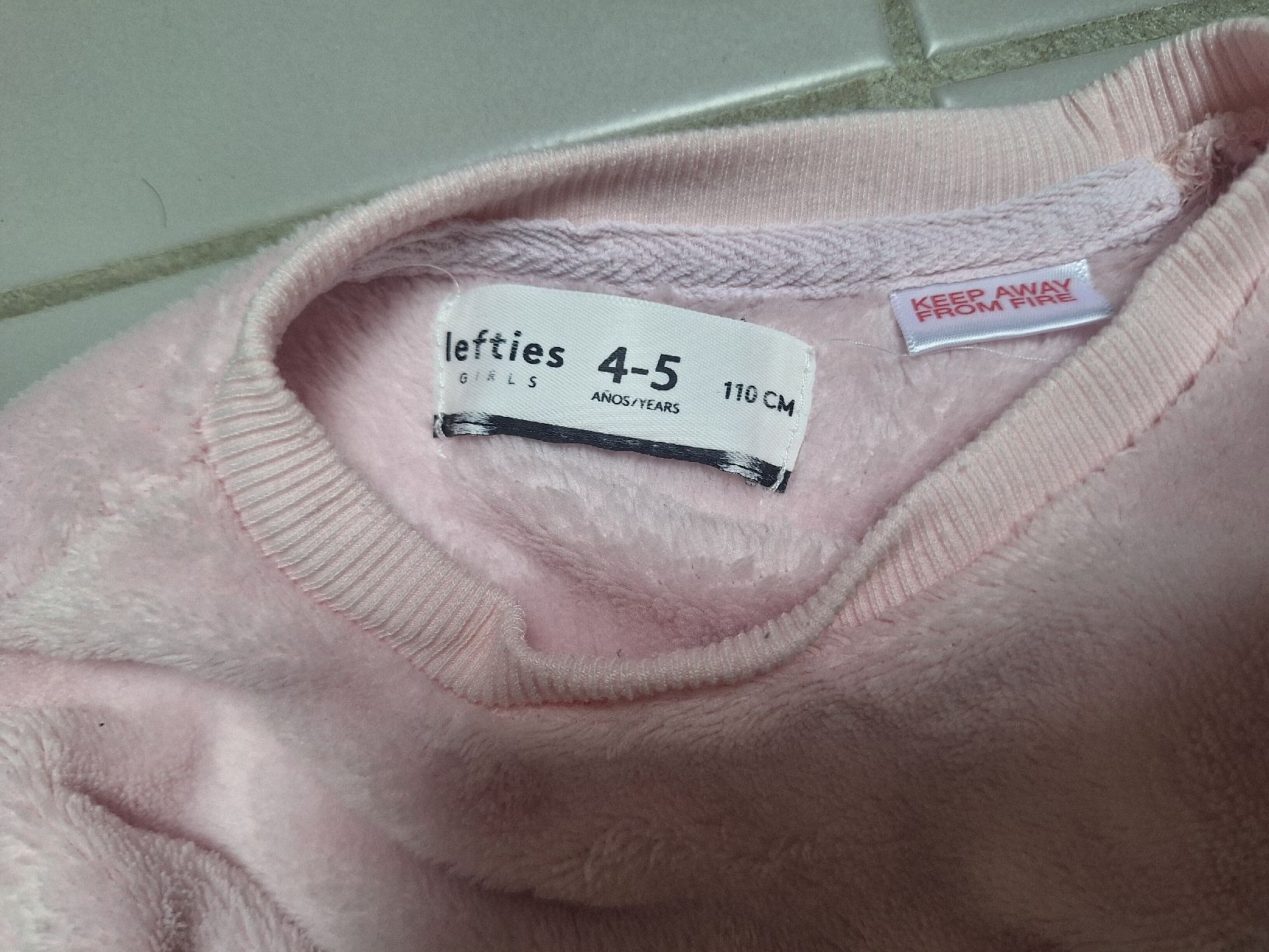 Pyjamas: Kuscheliges Pyjama Grösse 110 – D'occasion à Sissach par not_c2zq 2