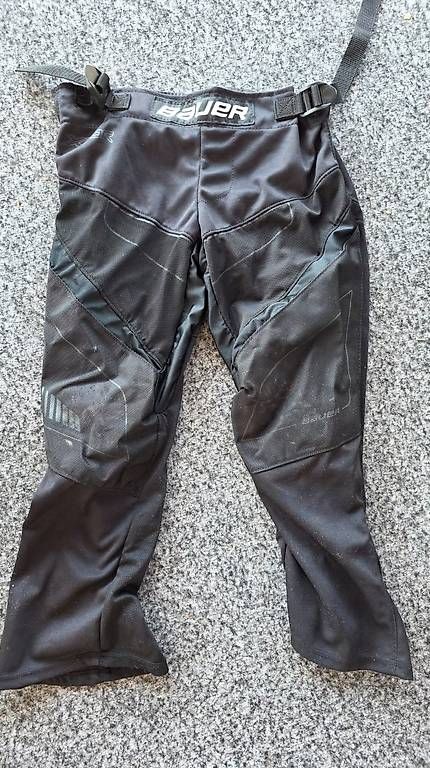 Pantaloni: Überzugshosen Hockey Junior – Nuovo (secondo la descrizione) da Wangen an der Aare venduto da p.jeker