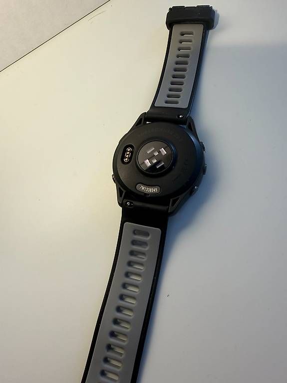 Smartwatch: Garmin Forerunner 265 – Usato da Zug venduto da NDob 3