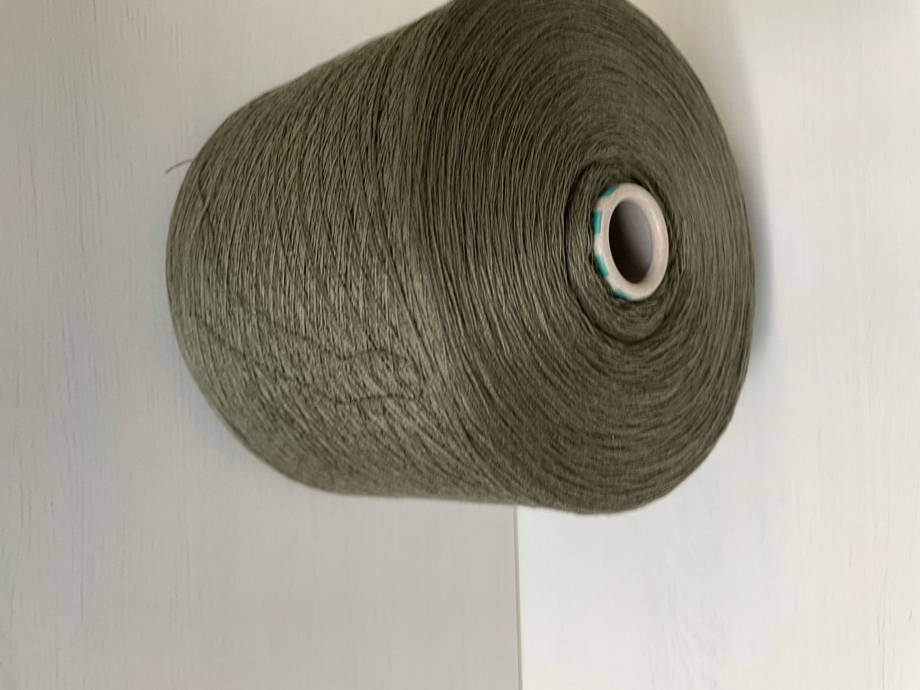 Wolle: TVU Kone Ocean Farbe Khaki – Neu und originalverpackt aus Büsserach von bor_s88m