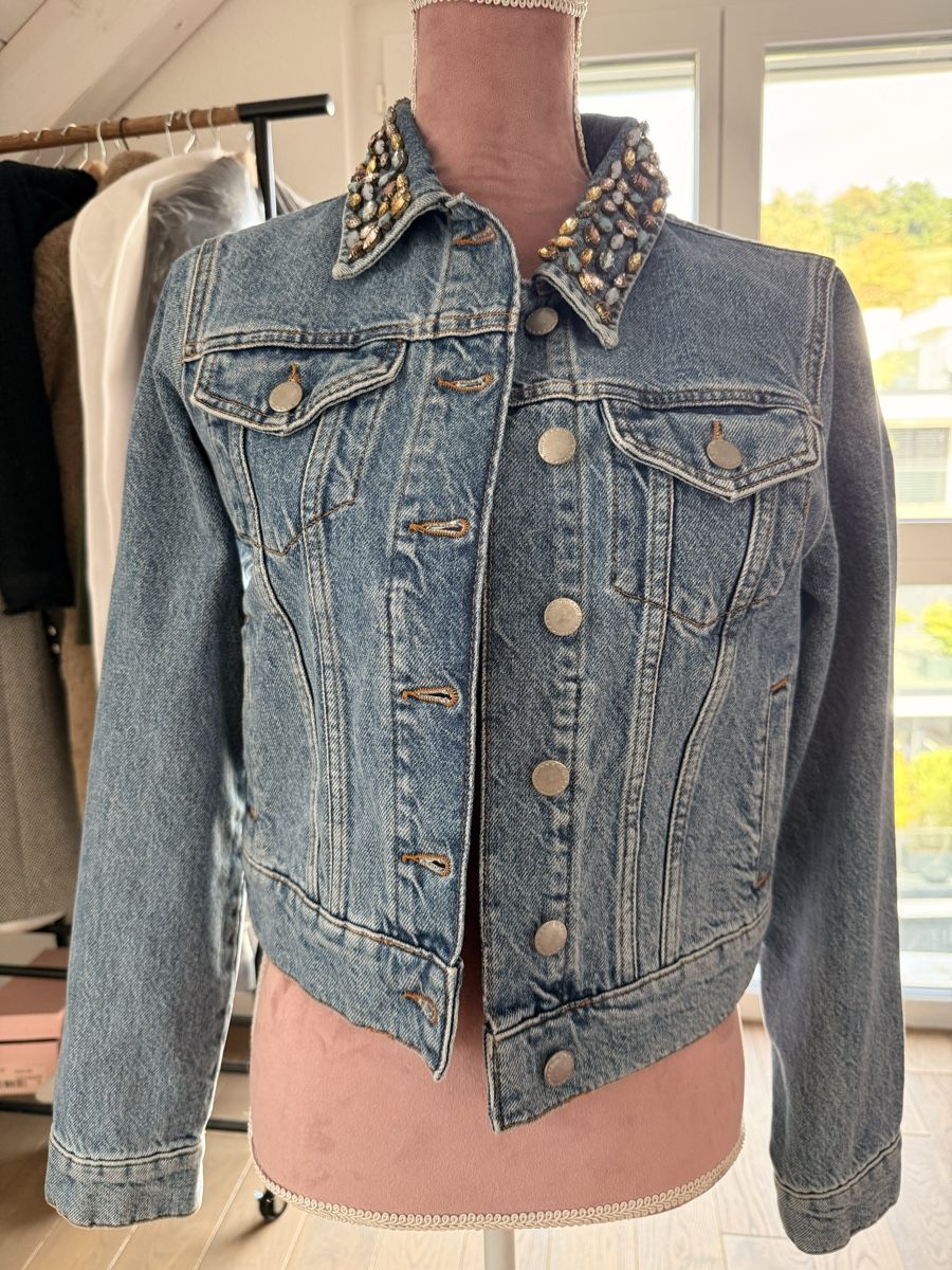Maje Jacken: Jeans jacket  – Gebraucht aus Unterlunkhofen von Luck_88 1