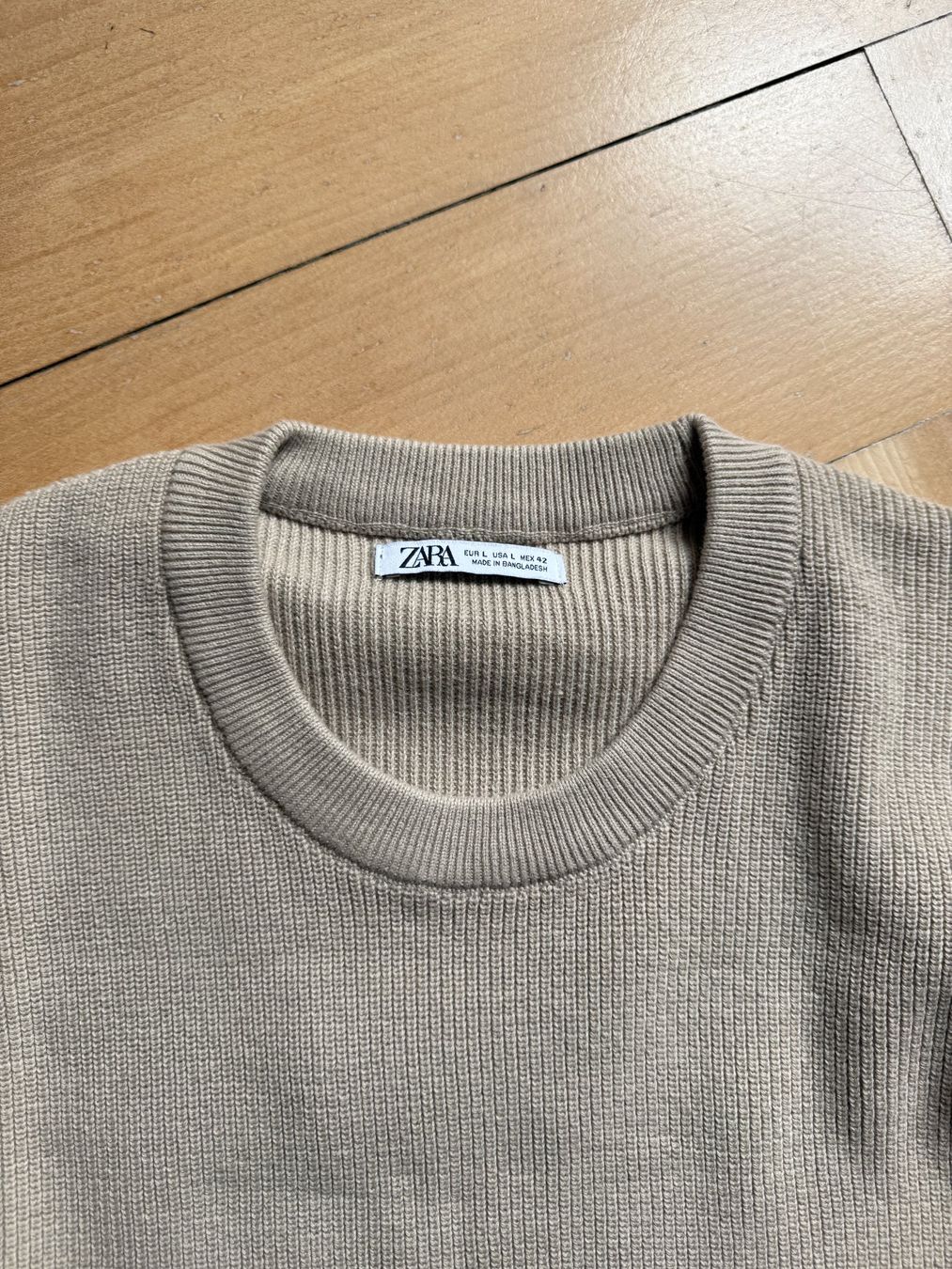 Zara T-shirts: ZARA - Strickshirt beige L – D'occasion à Zürich par Diazaio 1