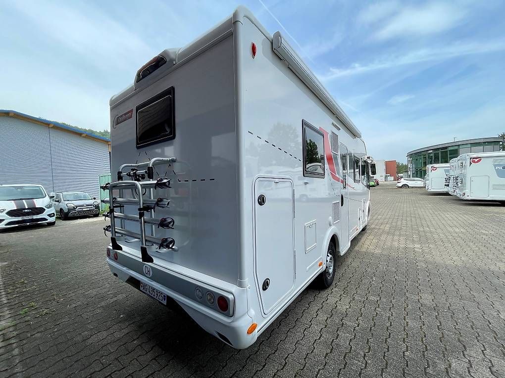 Challenger Veicoli da campeggio: Heckstossstange Challenger / Chausson Wohnmobil – Nuovo e nell'imballaggio originale da Böbikon venduto da Thvogel 2