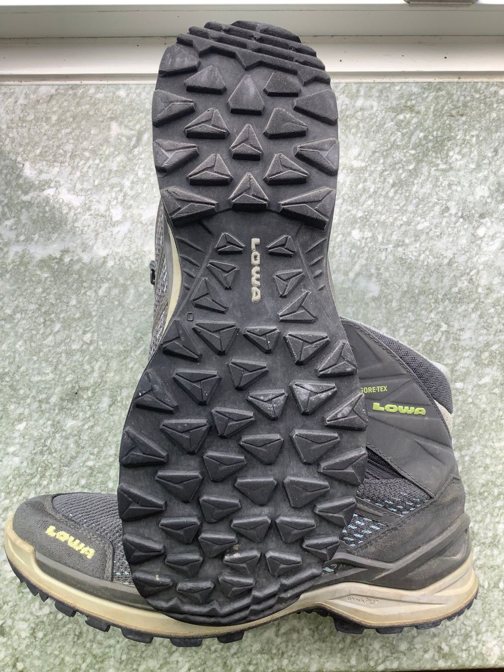 Chaussures femmes: Lowa Wanderschuhe  /  Gr. 39,5 – Neuf (Voir description) à Zürich par Goworki 2