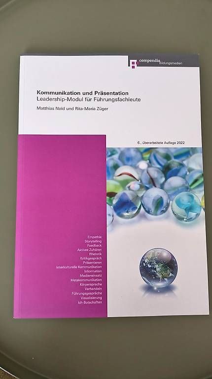 Libri: Kommunikation und Präsentation – Usato da St. Gallen venduto da dominik.meyer00