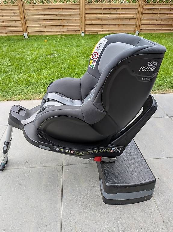 Britax Römer Seggiolini per auto: Britax römer Dualfix – Usato da Bussnang venduto da adek89141 1