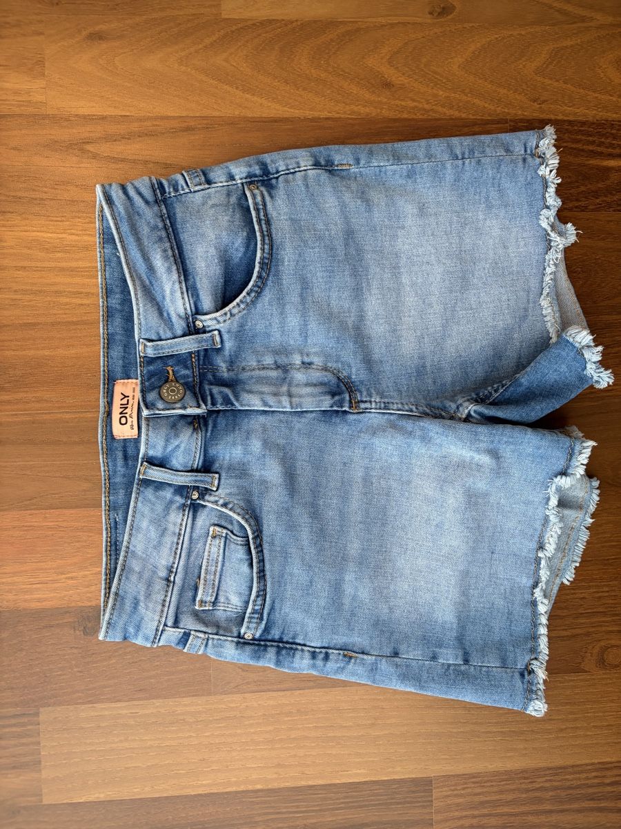 Only Jeans: Hotpants Only – Nuovo (secondo la descrizione) da Henau venduto da martina_1998 4