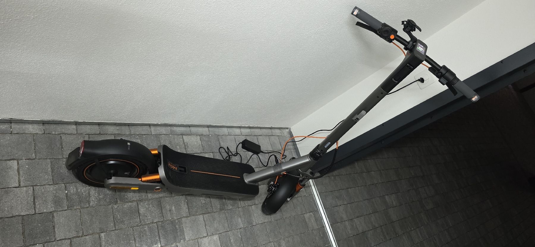 Xiaomi Kickboard: Xiaomi 6 Max CH E-Scooter – Neu (gemäss Beschreibung) aus Arbedo von Vkg_Ubx