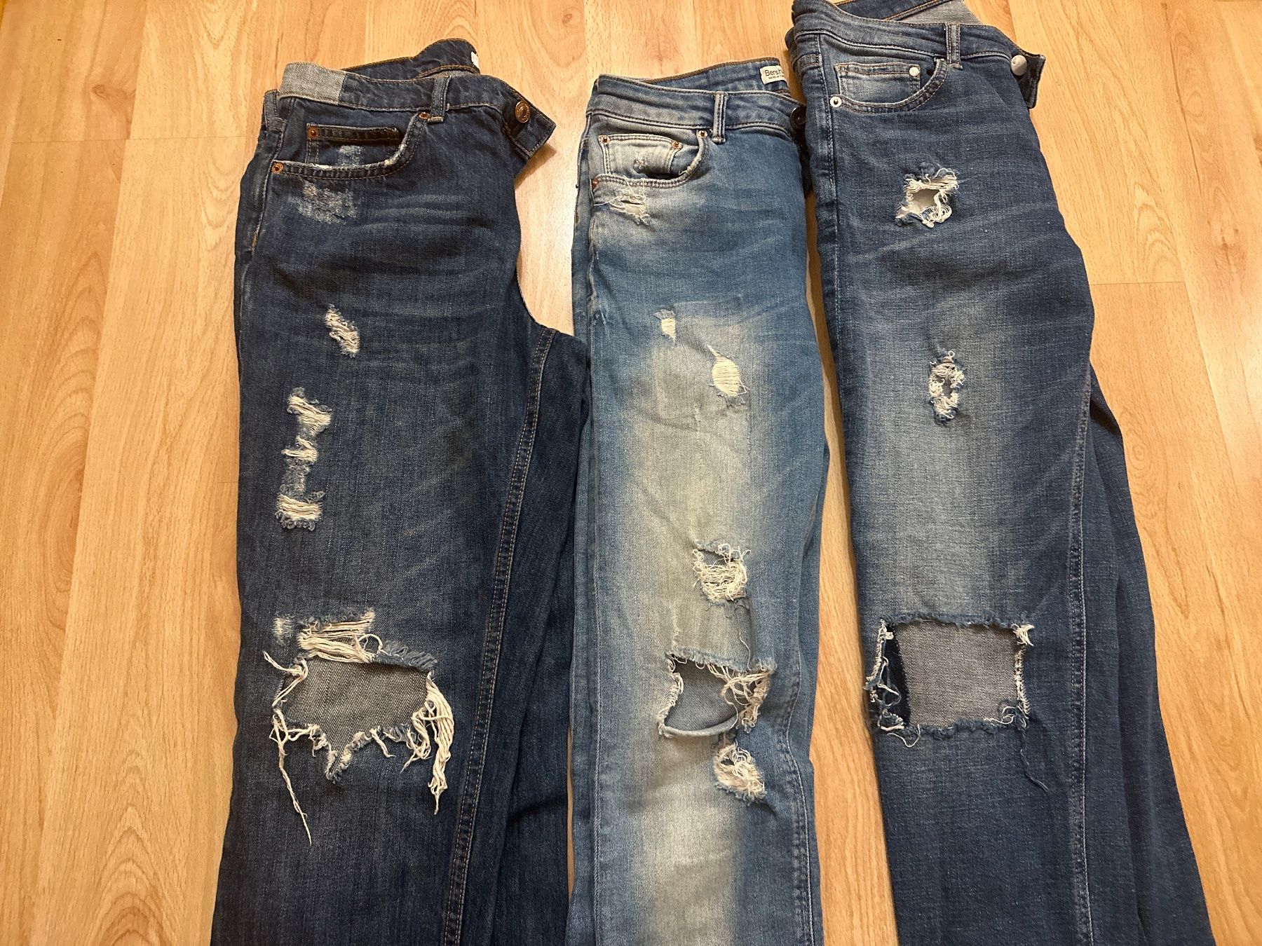 Jeans: 3 Jeans Bershka, Vera Moda&H&M – Usato da Ebikon venduto da Minimelili11 1