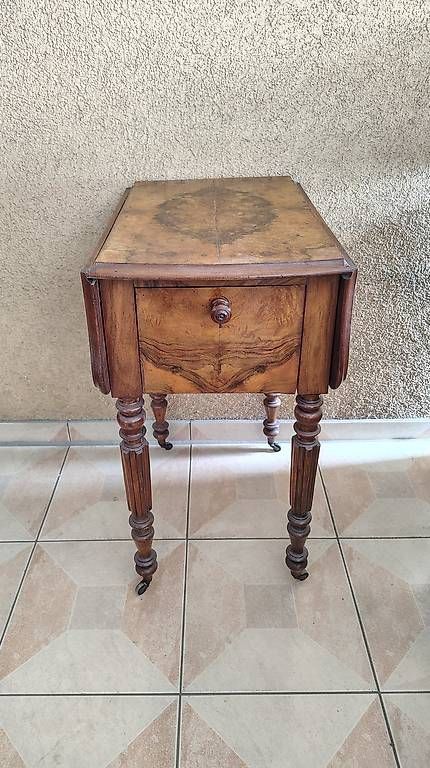 Tavoli: Jolie table d'appoint ancienne - Style Victorien – Usato da Lausanne venduto da Yakari999 2
