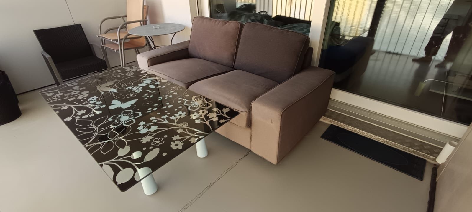 Tables: Tisch Glasplatte gross – Neuf (Voir description) à Beringen par tan_b56y 1