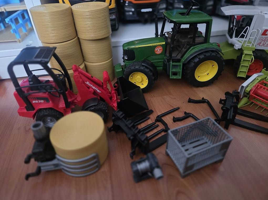 Giocattoli:  Großes Bruder Landwirtschafts-Set – Usato da Muhen venduto da jasmiin91