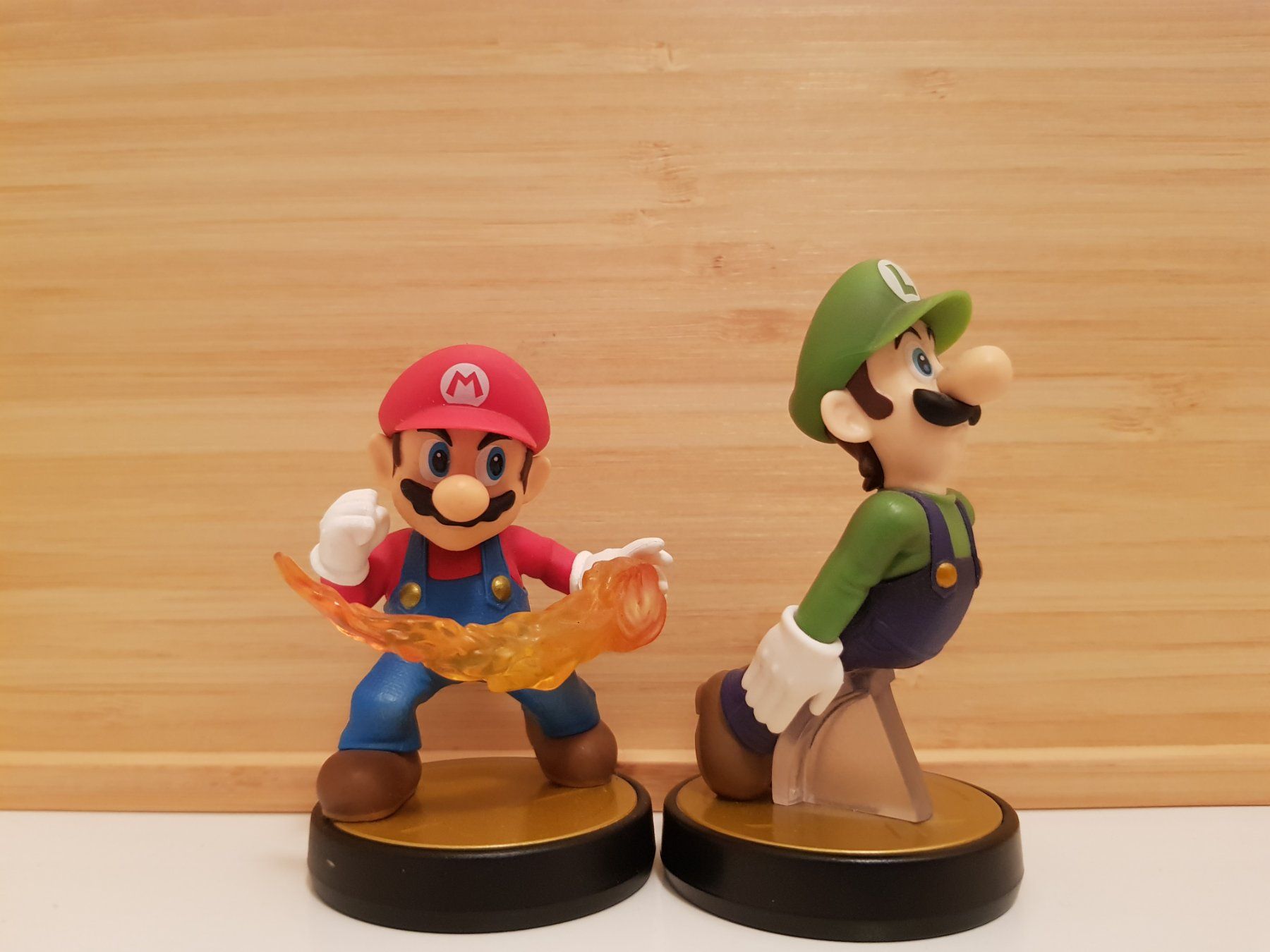Nintendo Giochi: amiibo Mario & Luigi – Usato da Münchenstein venduto da 2DGames
