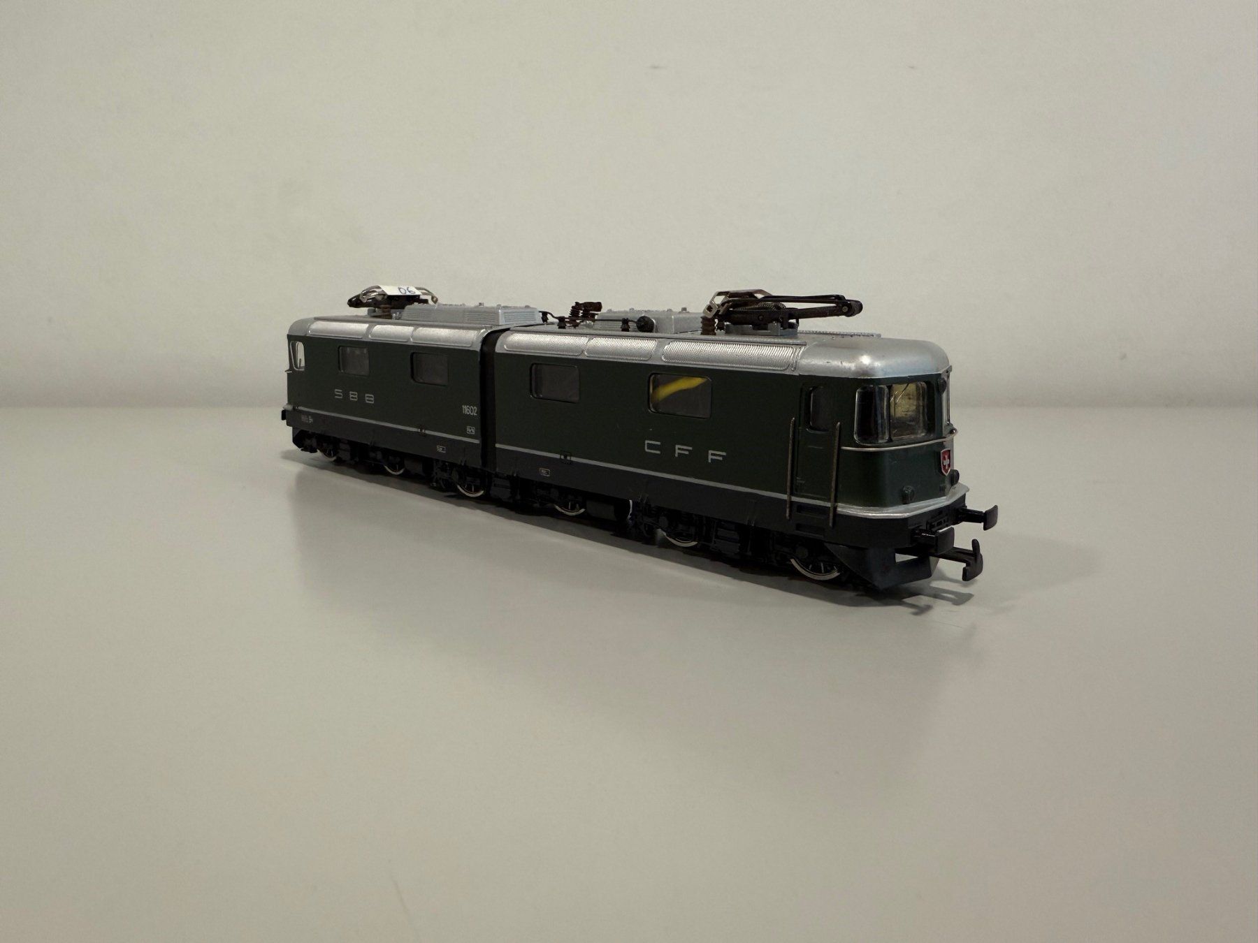 Hag Modellini di ferrovie: Elektrolokomotive Re 6/6 der SBB – Nuovo (secondo la descrizione) da Oftringen venduto da Pgi 2