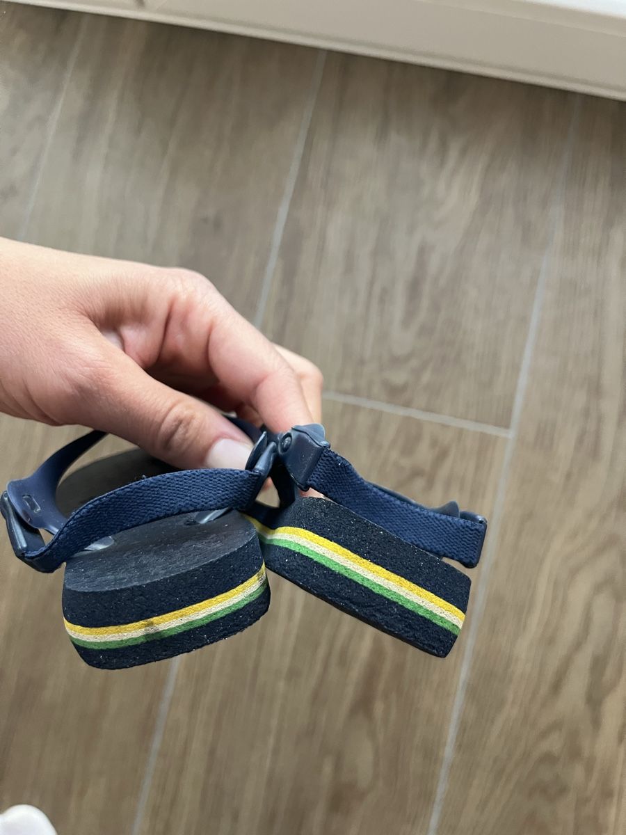 Havaianas Schuhe für Jungen: Havaianas bébé Bleu Marine Pointure 20 – Gebraucht aus Hauterive NE von Lipal 3