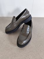 Vagabond Loafers (39)