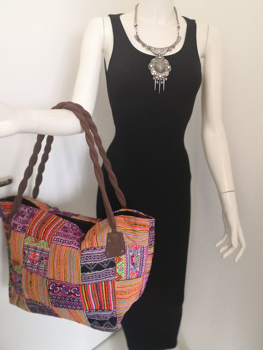Taschen für Damen: 🤩BOHO-CHIC HANDGEMACHTE ETHNO PATCHWORK XXL TASCHE NEU – Neu (gemäss Beschreibung) aus Olten von Naja-Twins-Twins