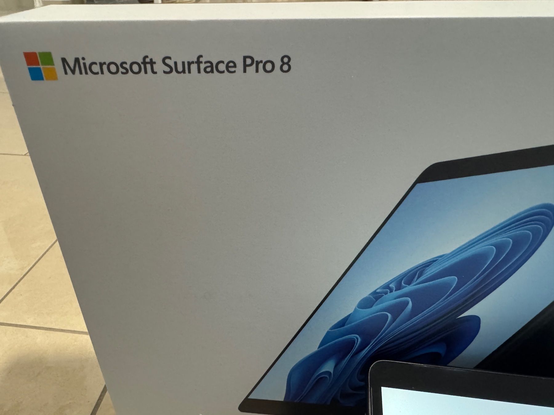 Microsoft Notebooks: Microsoft Surface Pro 8 mit Tastatur und Pen – Gebraucht aus Hochfelden von gamaraoh 5