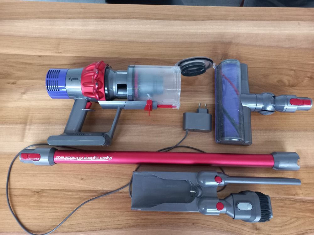 Dyson Cyclone V10 Motorhead - Aspirateur balai sans fil