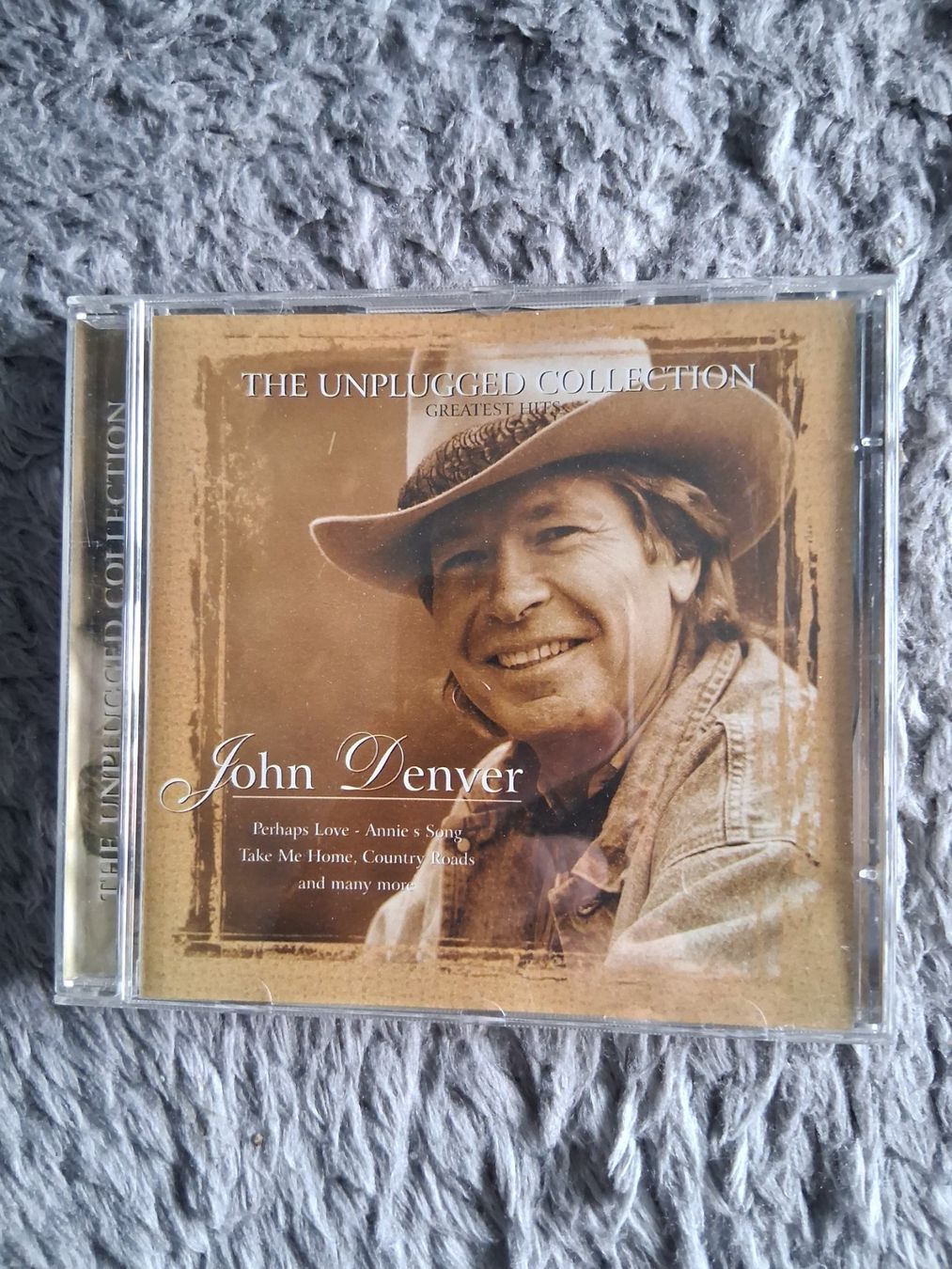 CD: JOHN DENVER     THE UNPLUGGED COLLECTION    CD – Usato da Wetzikon ZH venduto da Ramones01