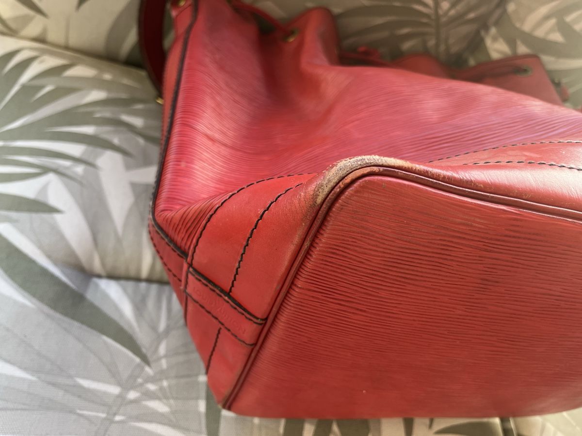 Louis Vuitton Borse da donna: Sac Noé Louis Vuitton rouge  – Usato da Lutry venduto da tat_2zxq 8