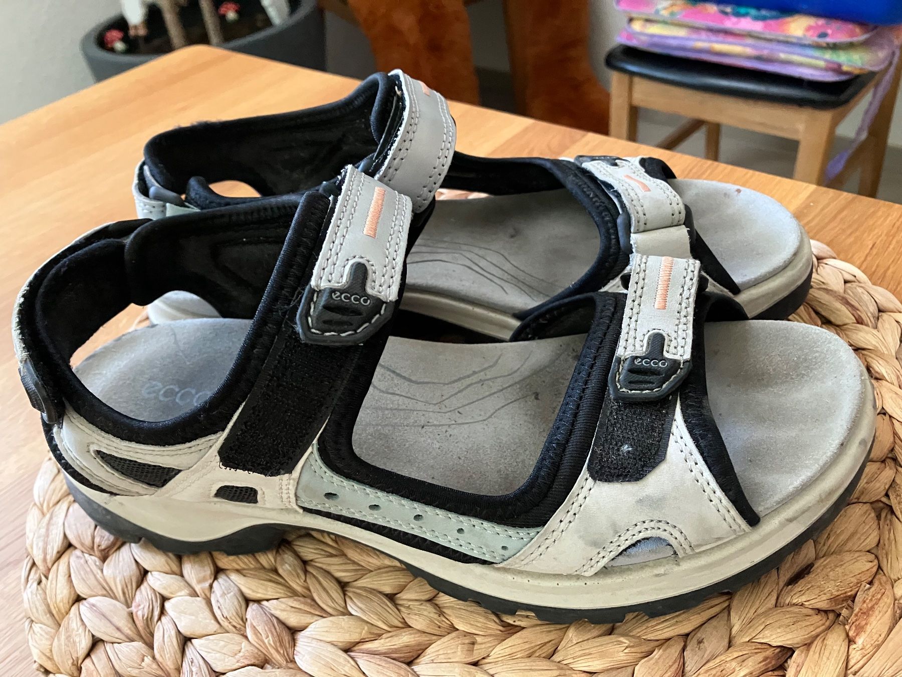 Ecco Chaussures femmes: Sandalen Ecco, Gr. 42 – D'occasion à Brütten par Baghini