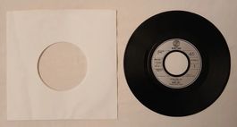 Bon Jovi - Living In Sin / Love Is War 7" Vinyl Single