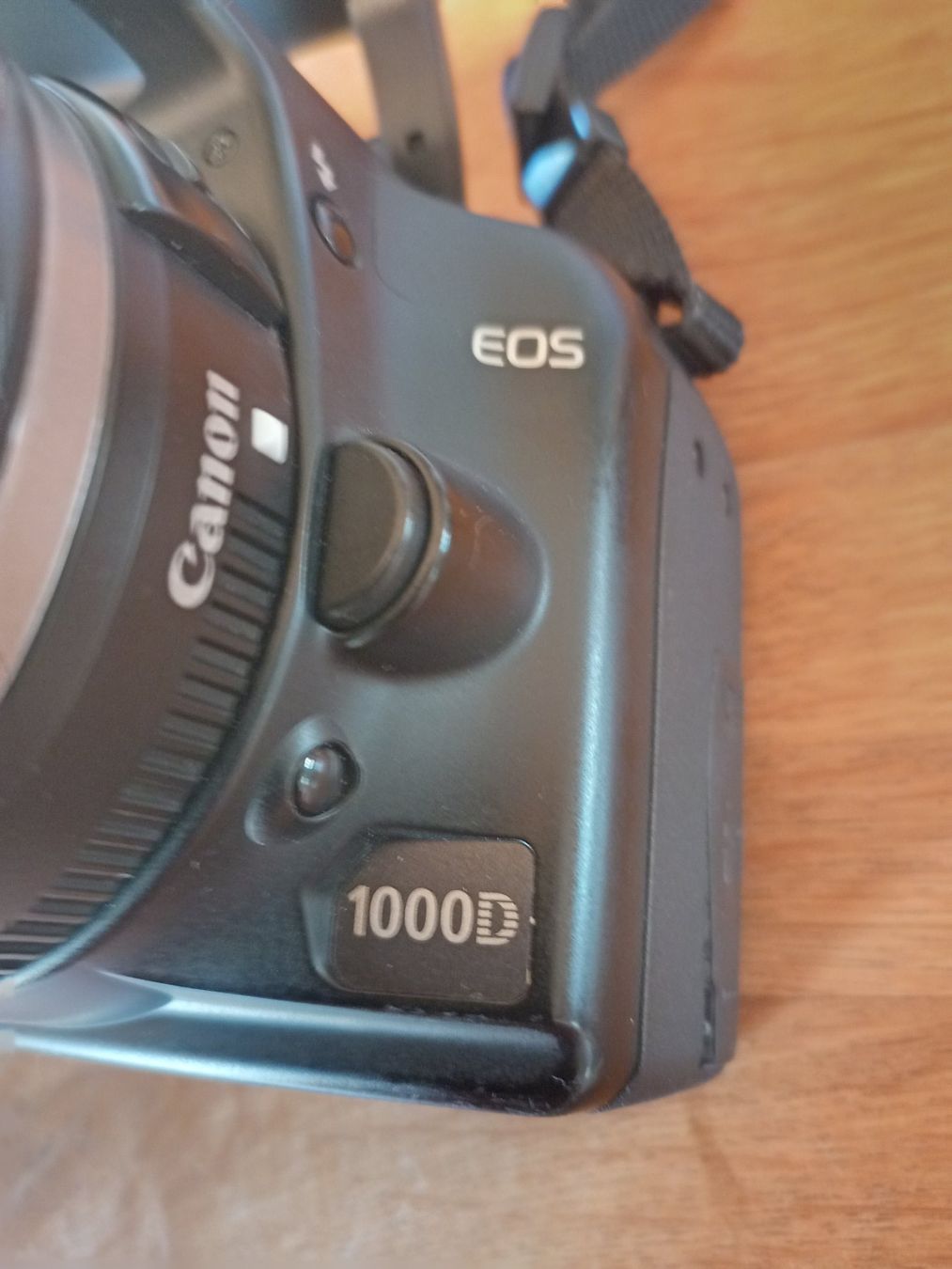 Canon Fotocamera: Canon EOS 1000D Spiegelreflexkamera mit Objektiv-Set – Usato da Wasen im Emmental venduto da bub_rh95 6