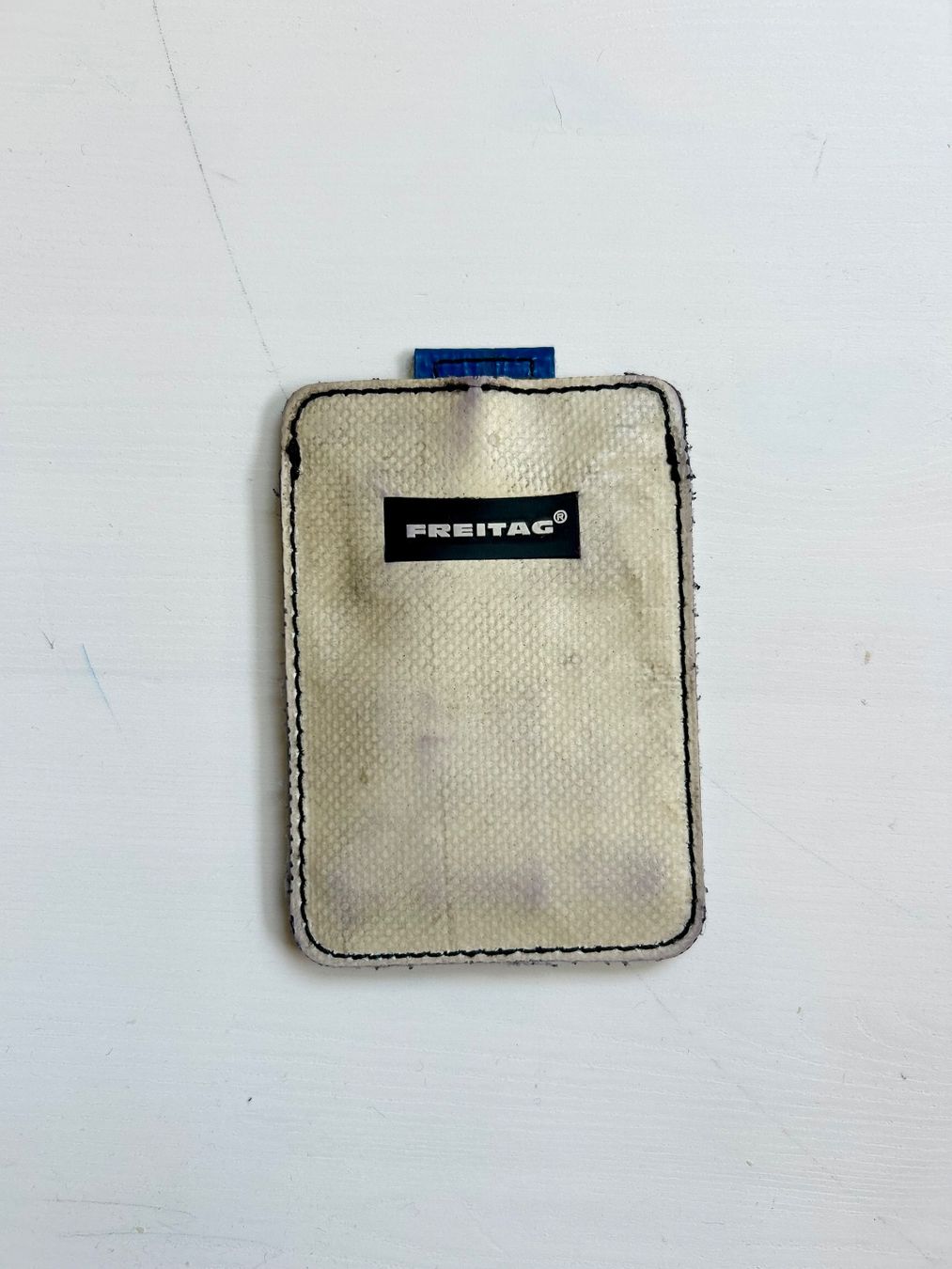 Freitag Covers & Schutzfolien: Freitag Card Holder – Gebraucht aus Delémont von Fleurou2025