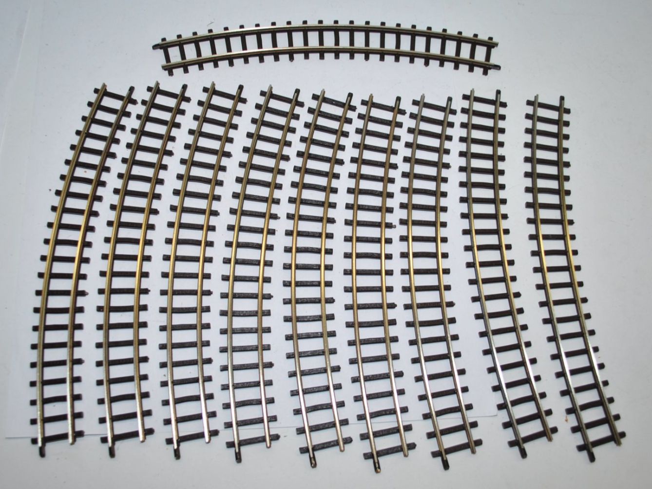 Bemo Modellini di ferrovie: Bemo Schienen gebogen 4230 (PDB159) – Usato da Aarwangen venduto da Bahnsupport