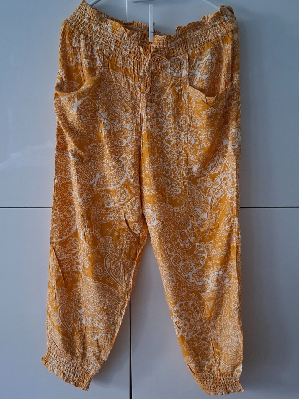 Pantaloni: Sommerhose NEU Grösse XL – Nuovo (secondo la descrizione) da Schliern b. Köniz venduto da Lanka02