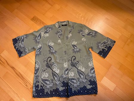Trendige Kurzarm Bluse von TODAY, Grösse S/M