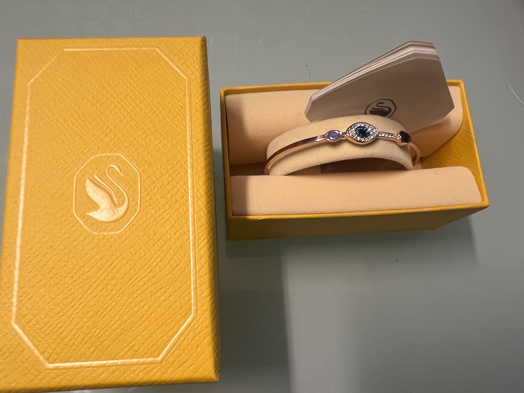 Swarovski Bracciali & Braccialetti: Swaroski Symbolica – Nuovo e nell'imballaggio originale da Frauenfeld venduto da stern081 1