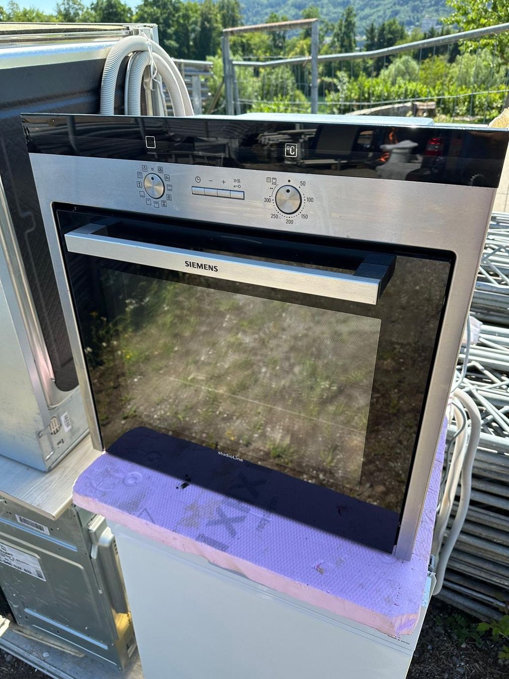 Siemens Backöfen: Backofen Siemens – Gebraucht aus Spreitenbach von Space_X