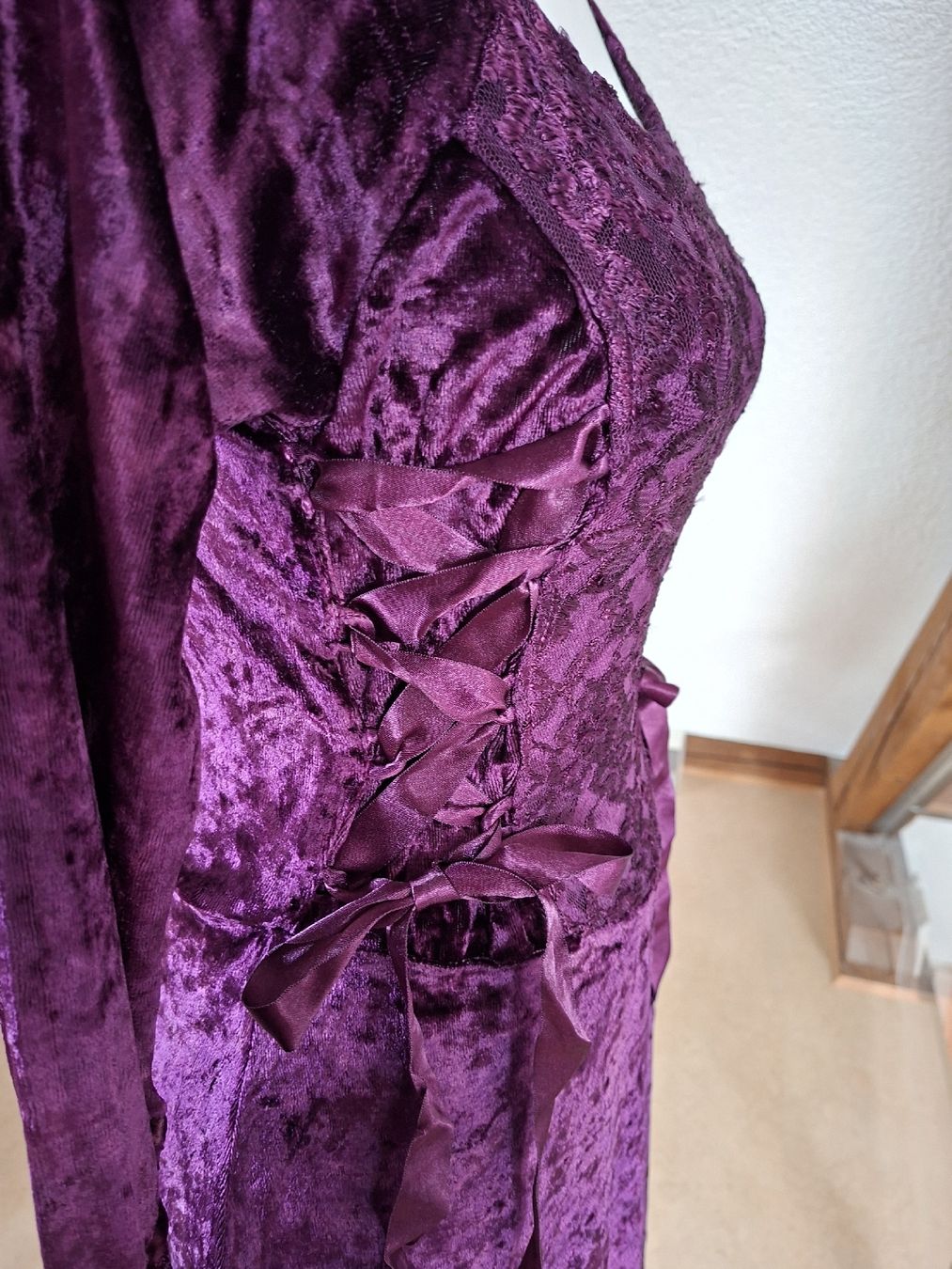 Kleider: Wunderschönes Samtkleid Lila, Gr. 1 Size Neu, Boom Baba – Neu (gemäss Beschreibung) aus Klingnau von vollmond36 4