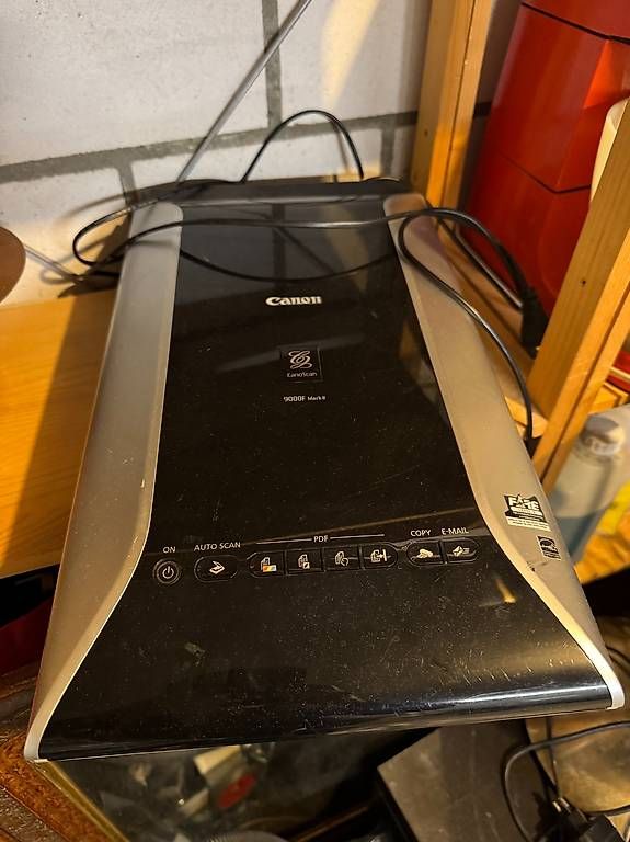Canon Scanner: Canon 9000F Mark II Scanner – Gebraucht aus Oey von Nschwarz