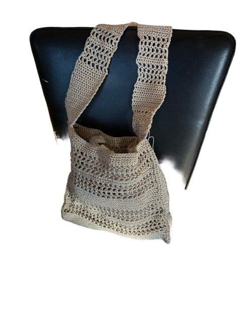 Borse da donna: HANDGEHÄKELTE TASCHE – Nuovo (secondo la descrizione) da Kirchberg SG venduto da inf_j5wk