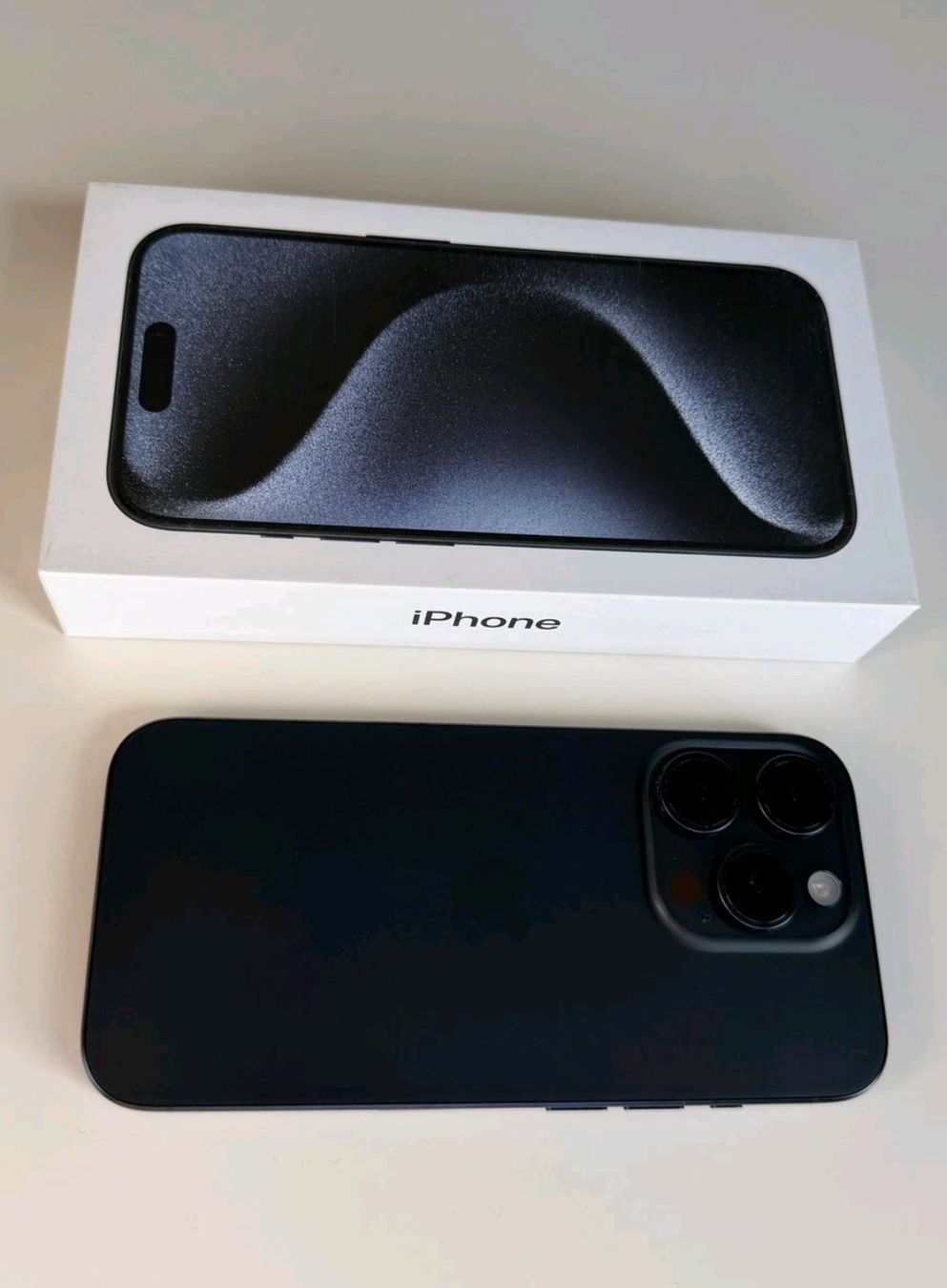 Apple Handys / Smartphones: iPhone 15 Pro (128GB) Akku 97% – Gebraucht aus Luzern von Waince786 2